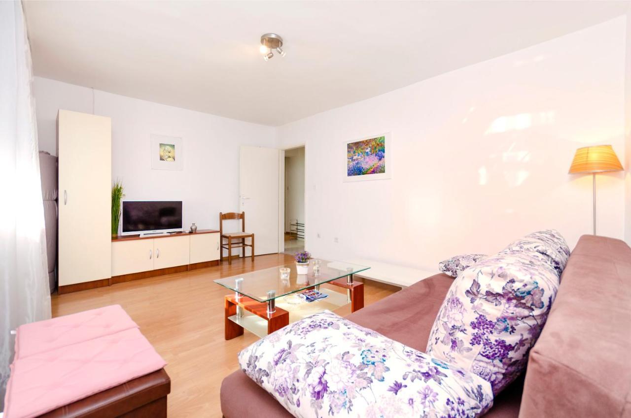 Apartment Ljubica Vodice Exterior photo