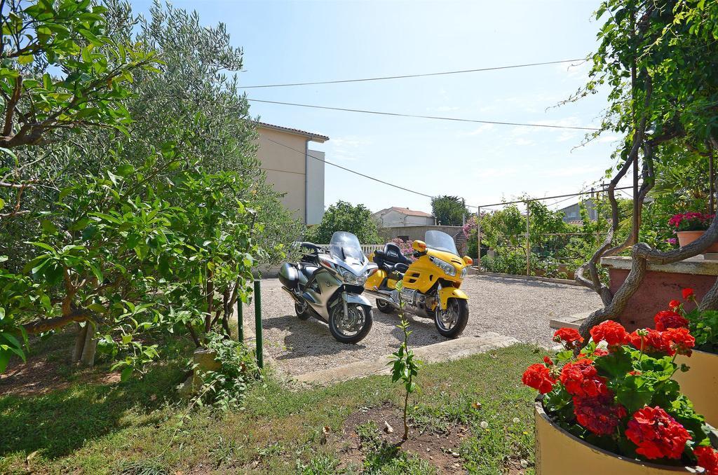Apartment Ljubica Vodice Exterior photo